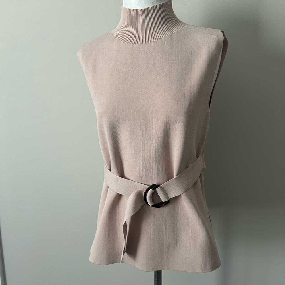 Vici Chic Taupe Sleeveless Blouse with Belt. New without tags! Size Small.